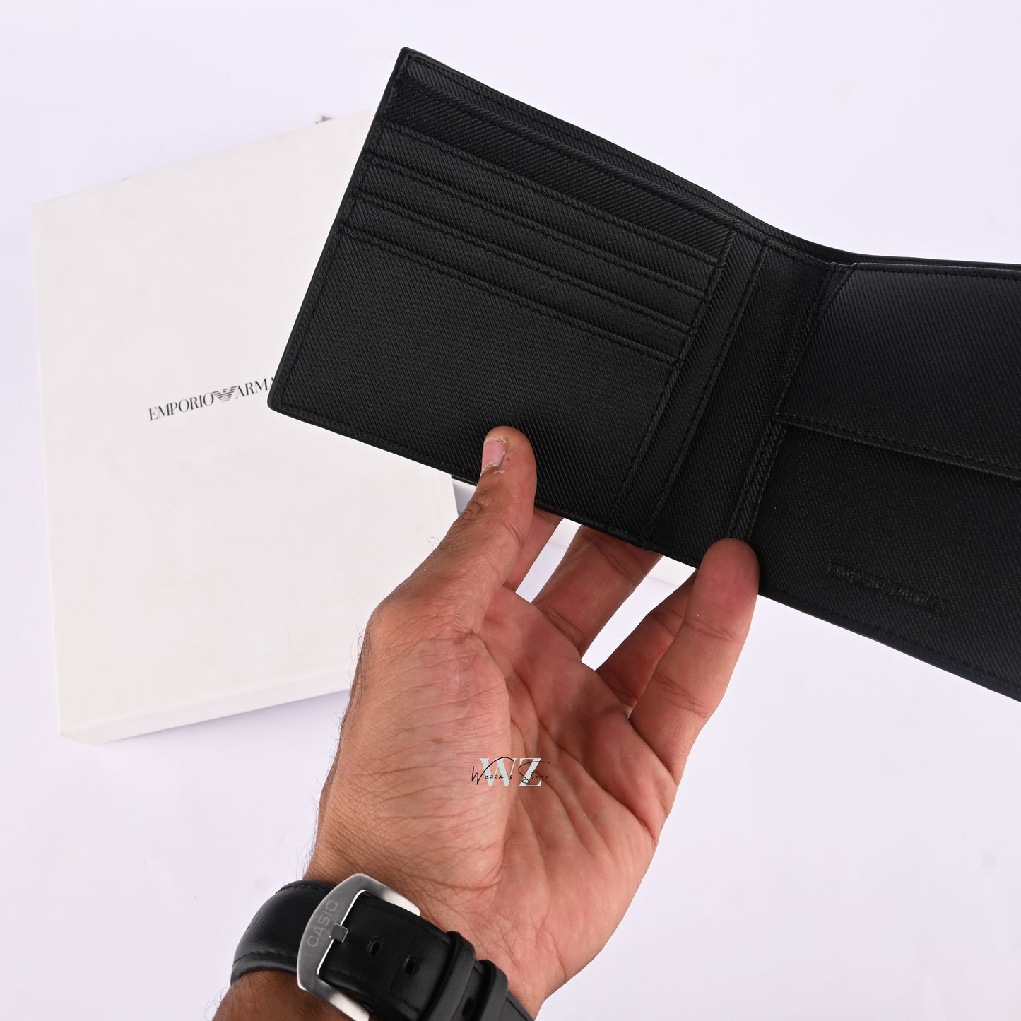 EA Gift Box Wallet and Keychain