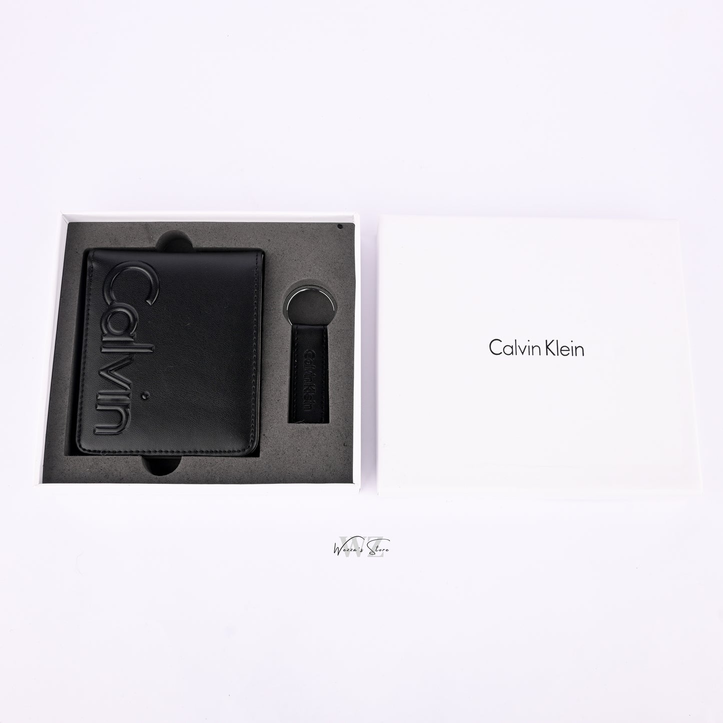 CK Classic Wallet and Keychain Set