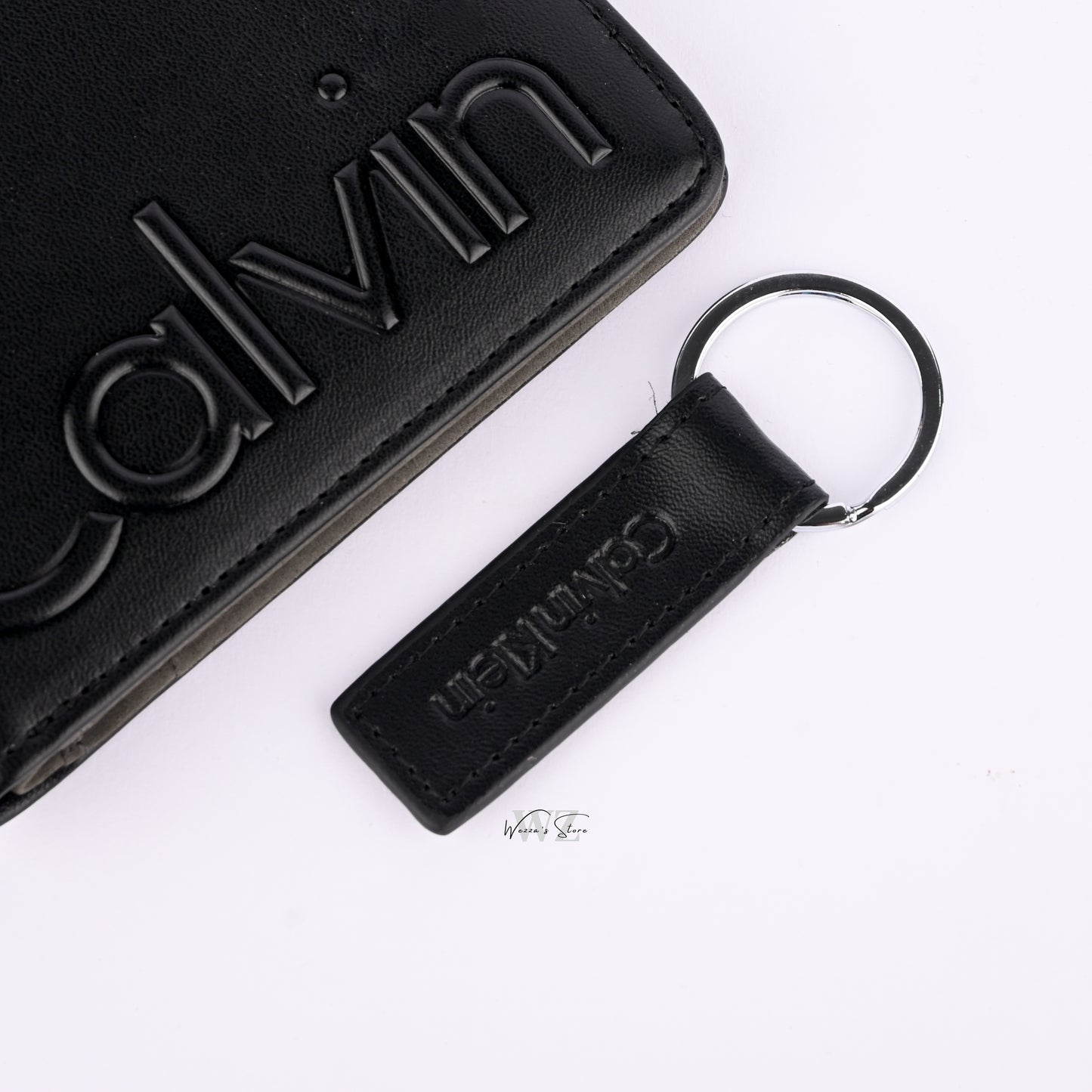 CK Classic Wallet and Keychain Set