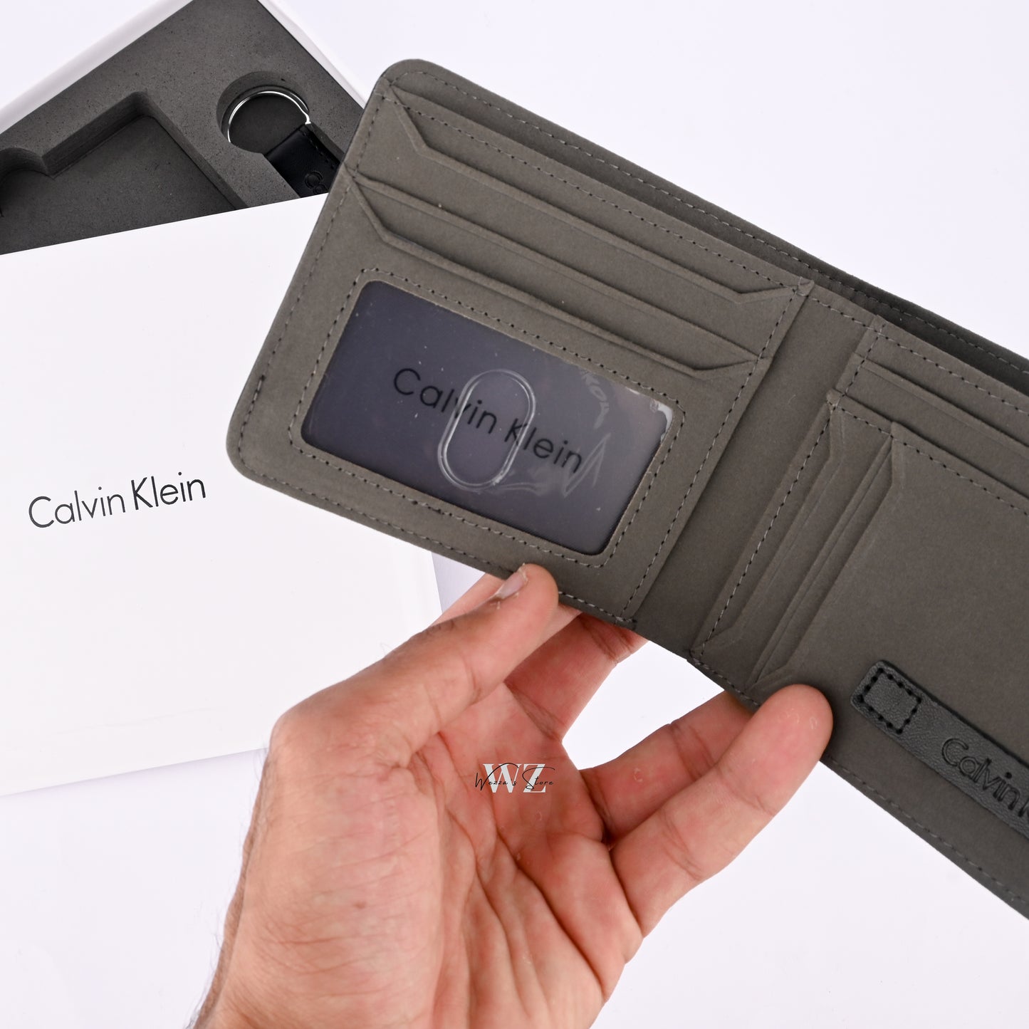 CK Classic Wallet and Keychain Set