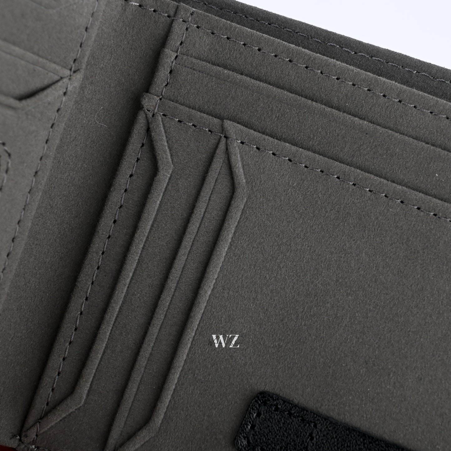 CK Classic Wallet and Keychain Set