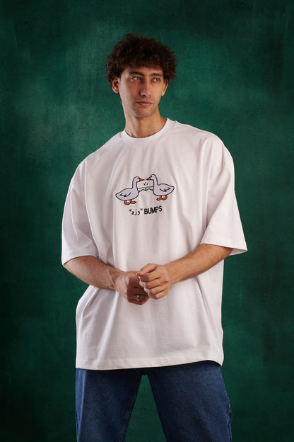 The وزه Bumps Tee