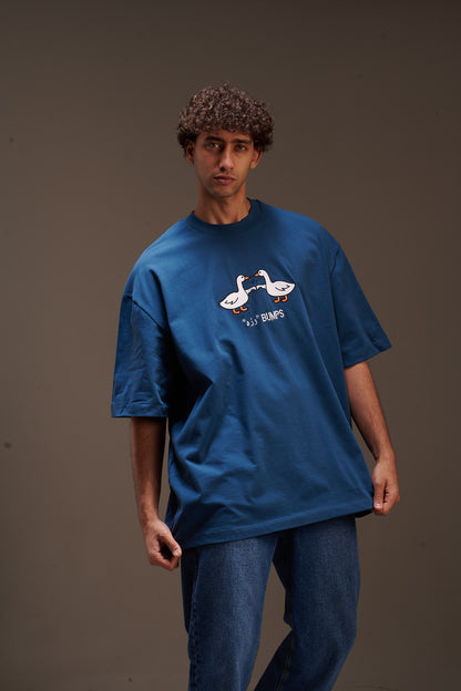 The وزه Bumps Tee